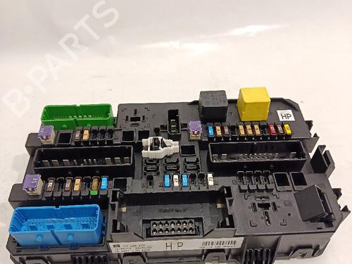 Sikringsdåse OPEL ASTRA H Estate (A04) [2004-2014]  30030647