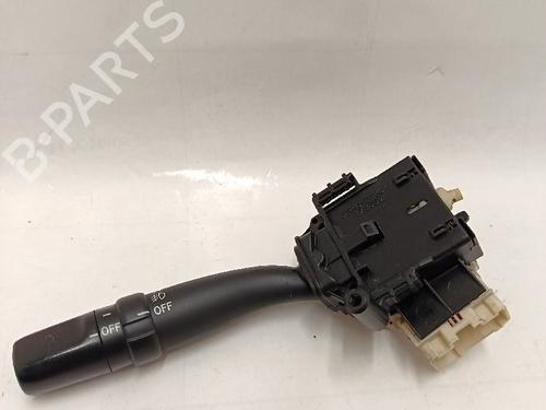 Used Headlight switch TOYOTA AVENSIS (_T25_) 1.8 VVT-i (ZZT251_, ZZT251R) (129 hp) 30033273