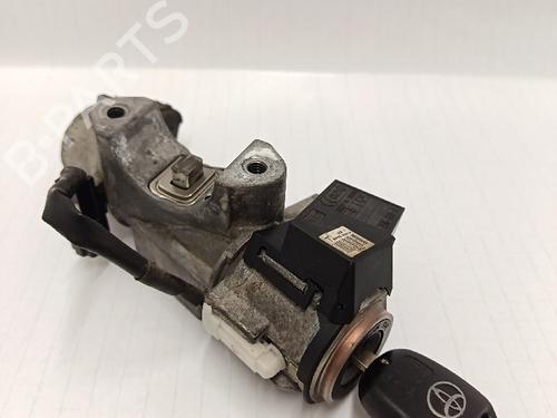 Used Ignition barrel TOYOTA AVENSIS (_T25_) 1.8 VVT-i (ZZT251_, ZZT251R) (129 hp) 30033332