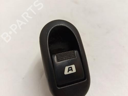 Interrupteur de vitre avant droite CITROËN C3 I (FC_, FN_) 1.4 HDi (68 hp) 30031977