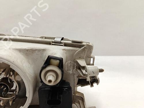 Right headlight MITSUBISHI CARISMA (DA_)  | BP30031411C29 