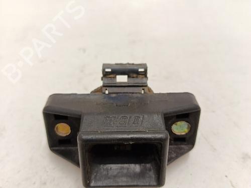 Używane Zamek klapy tylnej / bagażnika RENAULT CLIO II (BB_, CB_) [1998-2016]  30031338