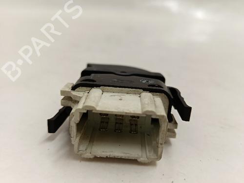 Right front window switch RENAULT CLIO II (BB_, CB_) | BP30031892I26