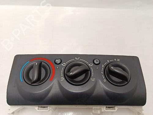 Used Climate control RENAULT CLIO II Hatchback Van (SB0/1/2_) 1.5 dCi (68 hp) 30032607