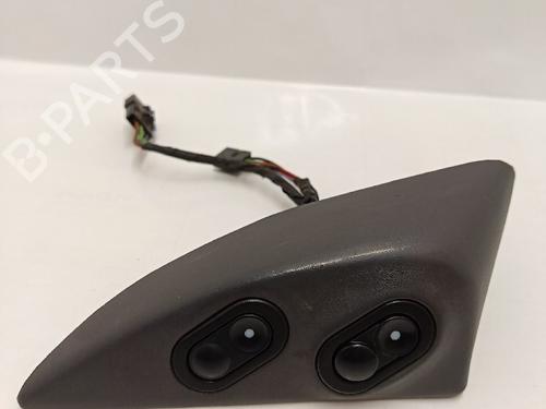 Used Left front window switch OPEL CORSA B (S93) 1.2 i (F08, F68, M68) (45 hp) 30032501