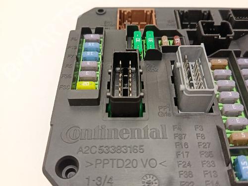 Fuse box CITROËN DS5 2.0 HDi 165 Hybrid4 4x4 | BP30032128E1
