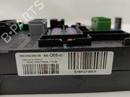 Fuse box CITROËN DS5 2.0 HDi 165 Hybrid4 4x4 | BP30032128E1