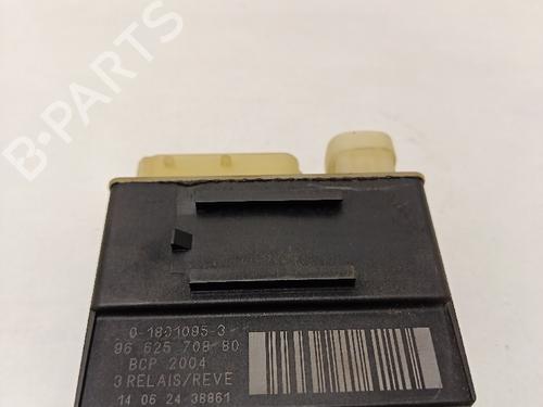 Used Electronic module CITROËN DS5 2.0 HDi 165 Hybrid4 4x4 (163 hp) 30032131