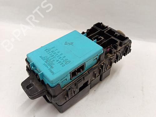 Used Fuse box MITSUBISHI LANCER VI (CJ_, CP_, CK_) 1.3 12V (CK1A) (75 hp) 30031713