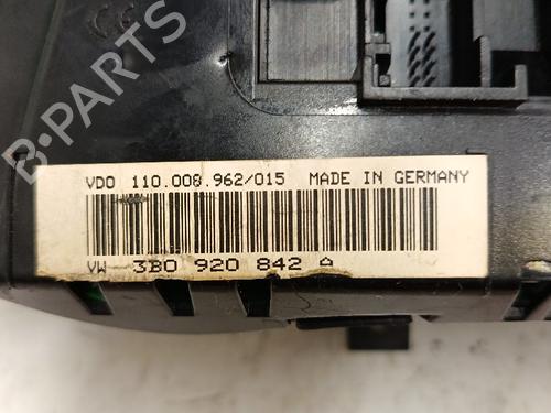 Instrument cluster VW PASSAT B5 (3B2)  | BP30030740C47