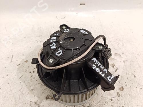 Used Heater blower motor OPEL ASTRA J (P10) [2009-2016]  30030196