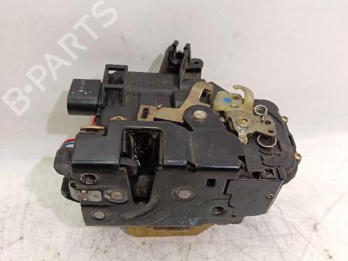 Høyre foran lås AUDI A6 C5 Avant (4B5, 4B6) [1997-2006]  30030955