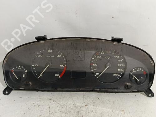 Used Instrument cluster PEUGEOT 406 (8B) [1995-2005]  30029840