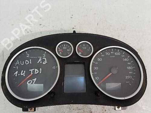Used Instrument cluster AUDI A2 (8Z0) [2000-2005]  30029860