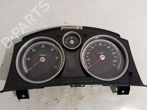 Używane Zestaw wskaźników / Licznik OPEL ASTRA H (A04) [2004-2014]  30029715