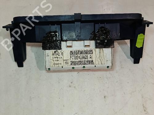 Display monitor RENAULT CLIO II (BB_, CB_)  | BP30029310C48