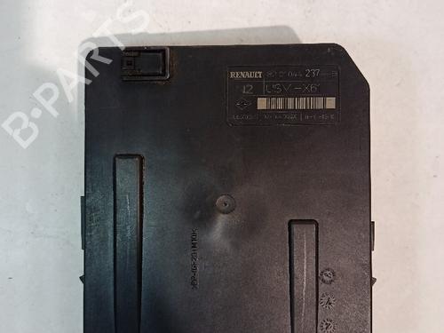 Używane Skrzynka bezpieczników RENAULT KANGOO (KC0/1_) [1997-2025]  30028991