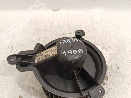 Used Heater blower motor PEUGEOT PARTNER Box Body/MPV (5_, G_) [1996-2025]  30030410