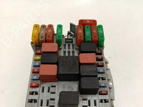 Caja reles / fusibles FIAT LINEA (323_, 110_) [2006-2025]  30031314