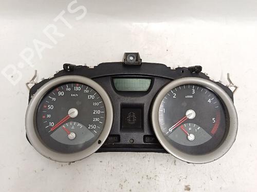 Used Instrument cluster RENAULT MEGANE II Hatchback Van (KM0/2_) [2003-2009]  30030793