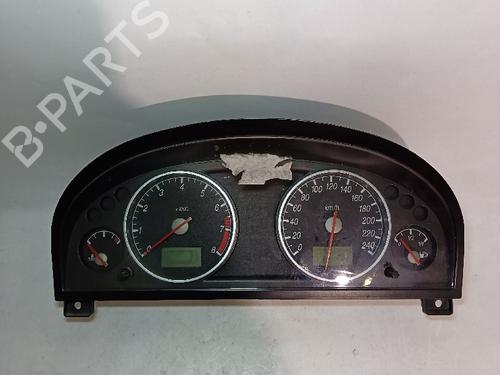 Used Instrument cluster FORD MONDEO III Turnier (BWY) [2000-2007]  30029054
