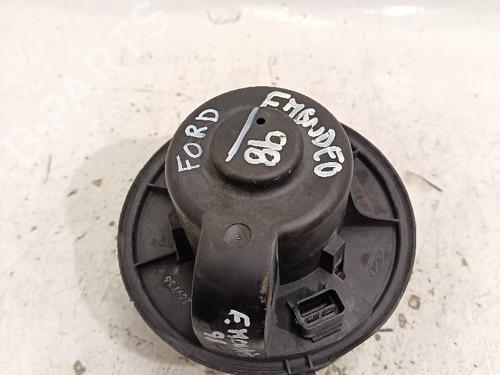 Used Heater blower motor FORD MONDEO I Turnier (BNP) [1993-1996]  30030070
