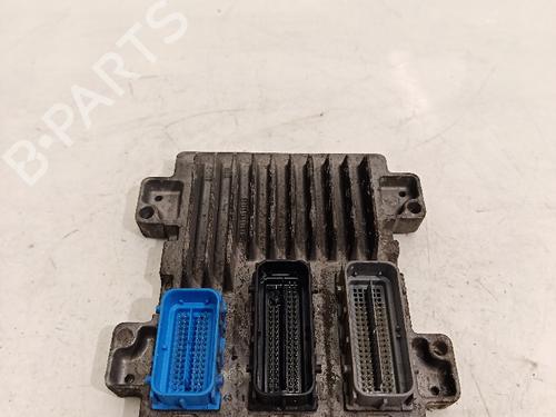 Used Engine control unit (ECU) OPEL CORSA E (X15) [2014-2025]  30030552