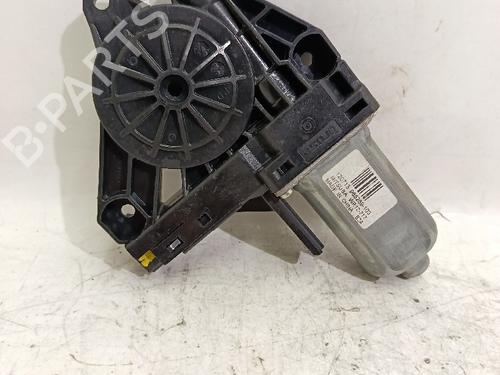Portierruitmotor linksvoor VOLVO V40 Hatchback Van (525) [2013-2015]  30030971