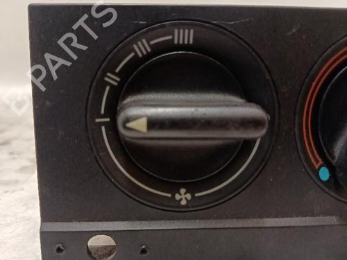 AC-Styringsenhed/Manøvreenhed AUDI 80 B3 Saloon (893, 894, 8A2)  | BP30031046I5