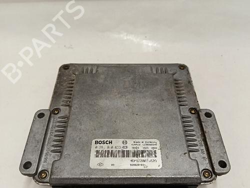 Used Engine control unit (ECU) RENAULT TRAFIC II Van (FL) [2001-2025]  30031252