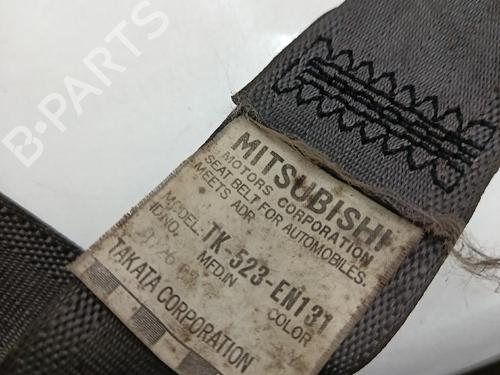 Veiligheidsgordel voor rechts MITSUBISHI PAJERO II (V3_W, V2_W, V4_W, V5_W) 2.5 TD 4WD (V24W) | BP30031635I25 