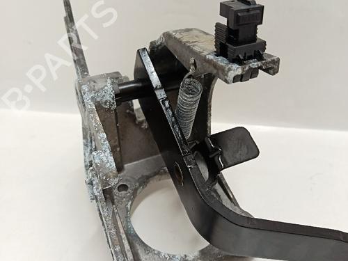 Clutch pedal MINI MINI COUNTRYMAN (R60) Cooper D | BP30032290I13
