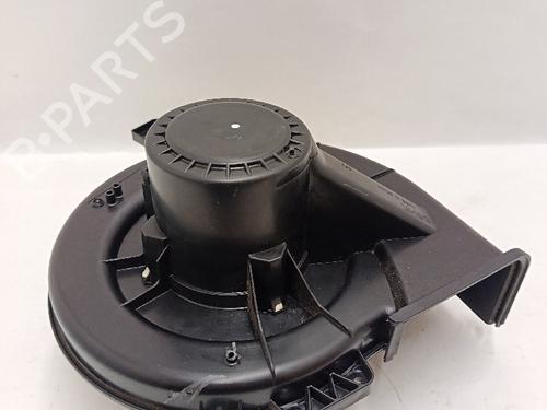 Varmeblæser VW POLO V (6R1, 6C1) 1.6 TDI (90 hp) 30032387