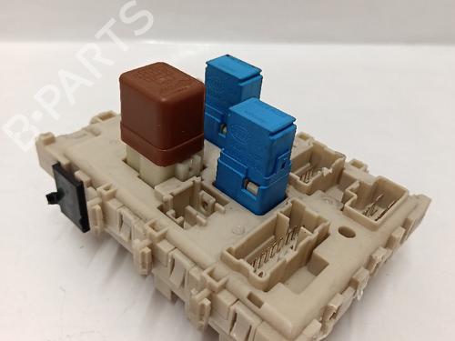 Zekeringkast NISSAN PRIMERA (P12) 1.6 (109 hp) 30032454