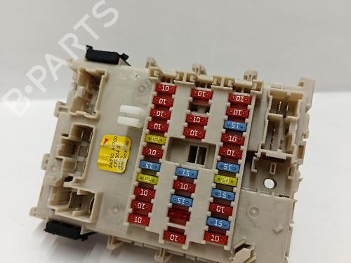 Zekeringkast NISSAN PRIMERA (P12) 1.6 | BP30032454E1