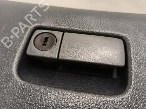 Glove box NISSAN PRIMERA (P12) 1.6 | BP30032476C95