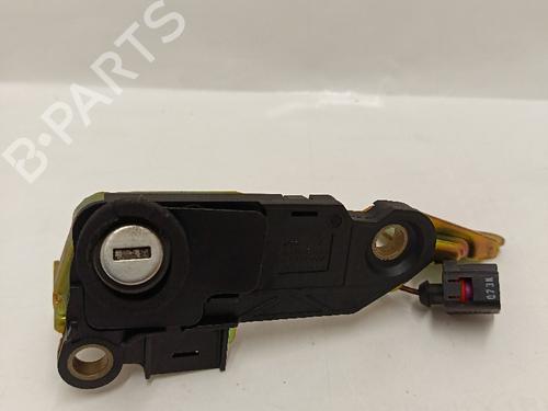 Bagklap lås VW PASSAT B5.5 Variant (3B6) 1.9 TDI (130 hp) 30032571