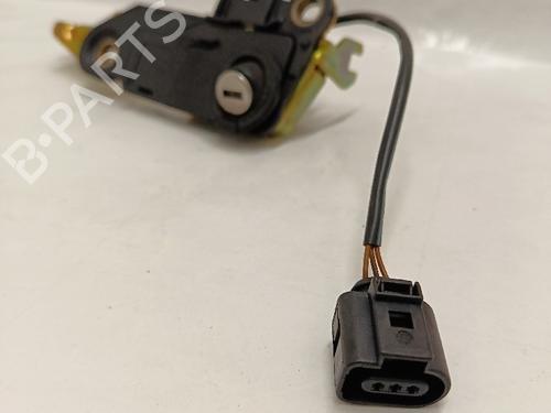 Serratura cofano posteriore VW PASSAT B5.5 Variant (3B6) 1.9 TDI | BP30032571C101 