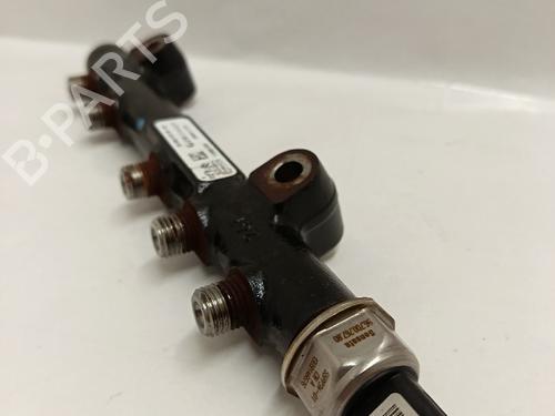 Fordelerrør VOLVO V40 Hatchback Van (525)  | BP30032773M98 