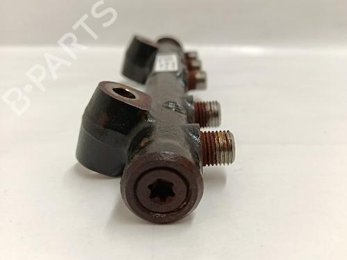 Fordelerrør VOLVO V40 Hatchback Van (525)  | BP30032773M98 