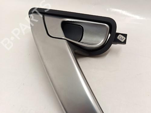 Used Front right interior door handle NISSAN PRIMERA (P12) 1.6 (109 hp) 30033026