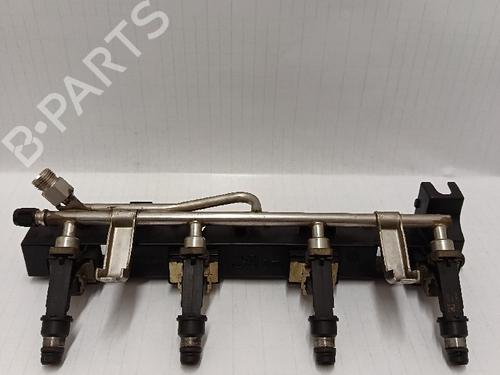 Used Injection rail CHEVROLET MERIVA [2002-2012]  30033376