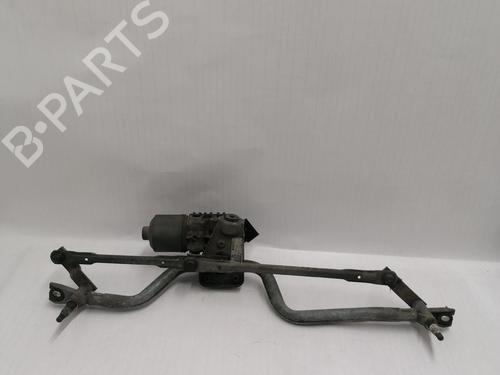 Used Front wiper motor RENAULT CLIO II Hatchback Van (SB0/1/2_) 1.5 dCi (SB07) (65 hp) 30033433