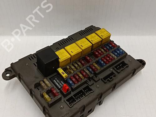 Zekeringkast LAND ROVER FREELANDER I (L314) [1998-2006]  30033619