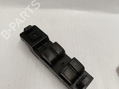 BP30033633I27 main image