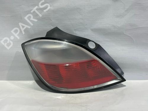Used Left taillight OPEL ASTRA H (A04) [2004-2014]  30033819