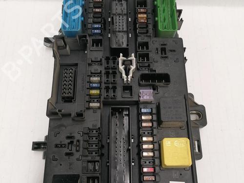 Fuse box OPEL ASTRA H (A04)  | BP30033855E1