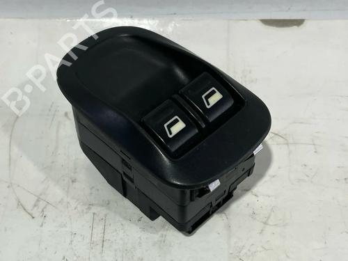 Interrupteur de vitre avant gauche PEUGEOT 206 Van [1999-2009]  30033894