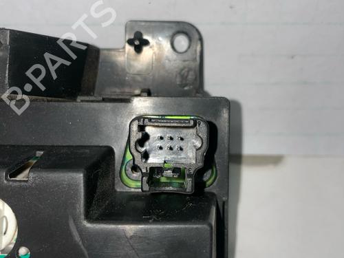 Display monitor PEUGEOT 206 Van | BP30033898C48