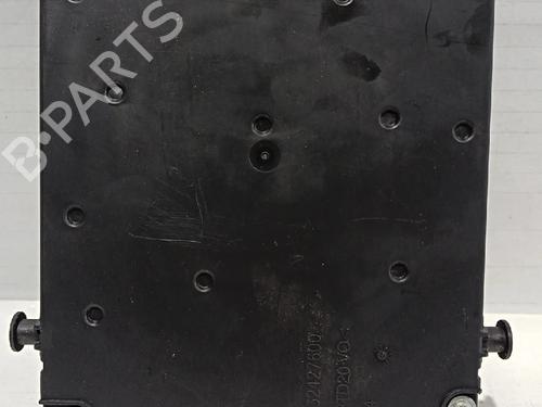 Fuse box CITROËN C4 Picasso II 1.6 HDi / BlueHDi 115 | BP30033952E1